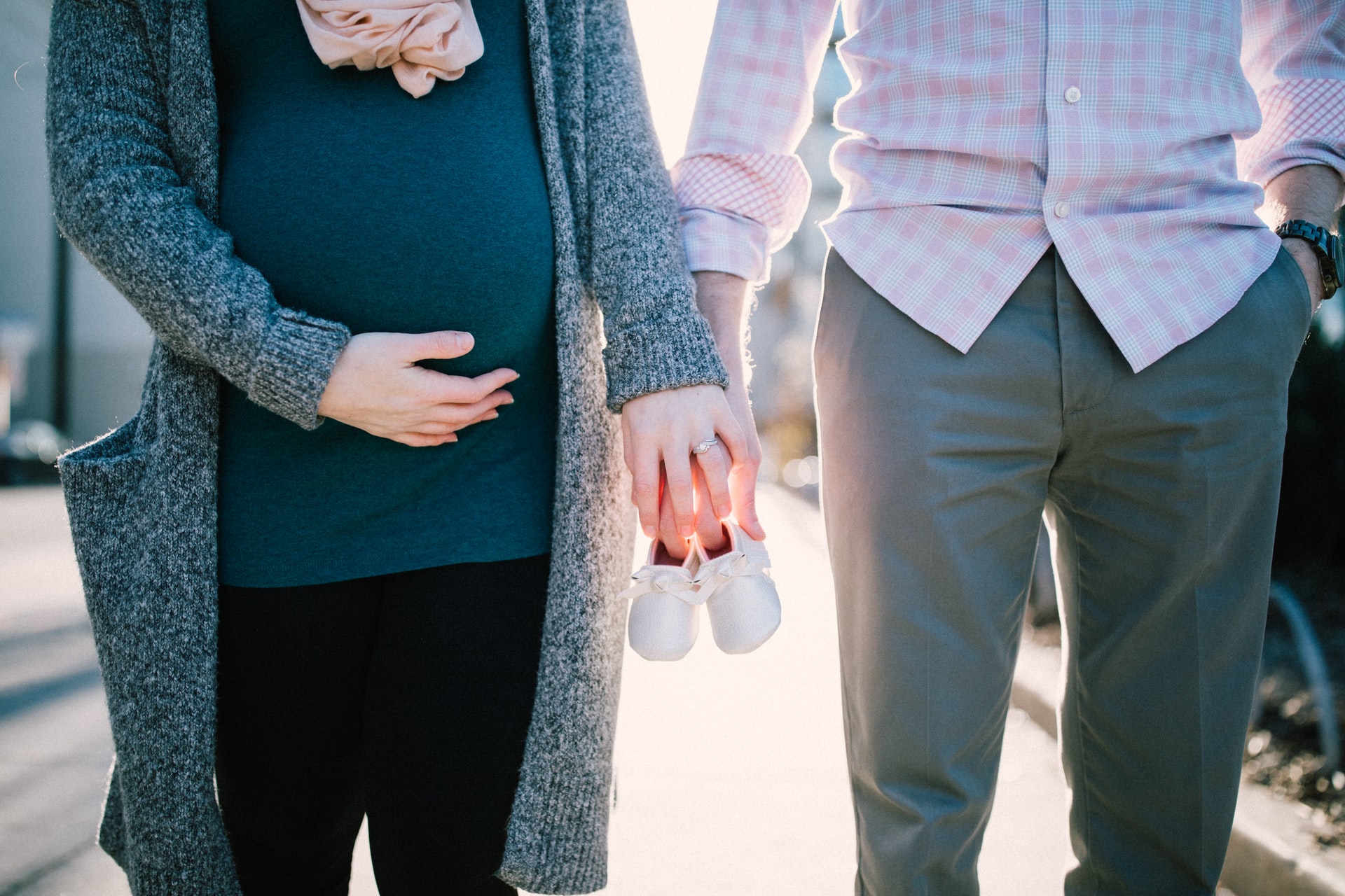 Kicking in Pregnancy - When Does It Start?