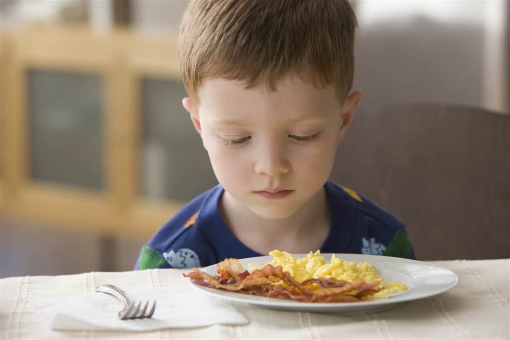 how-to-handle-a-picky-eater-ages-5-to-8-babycenter